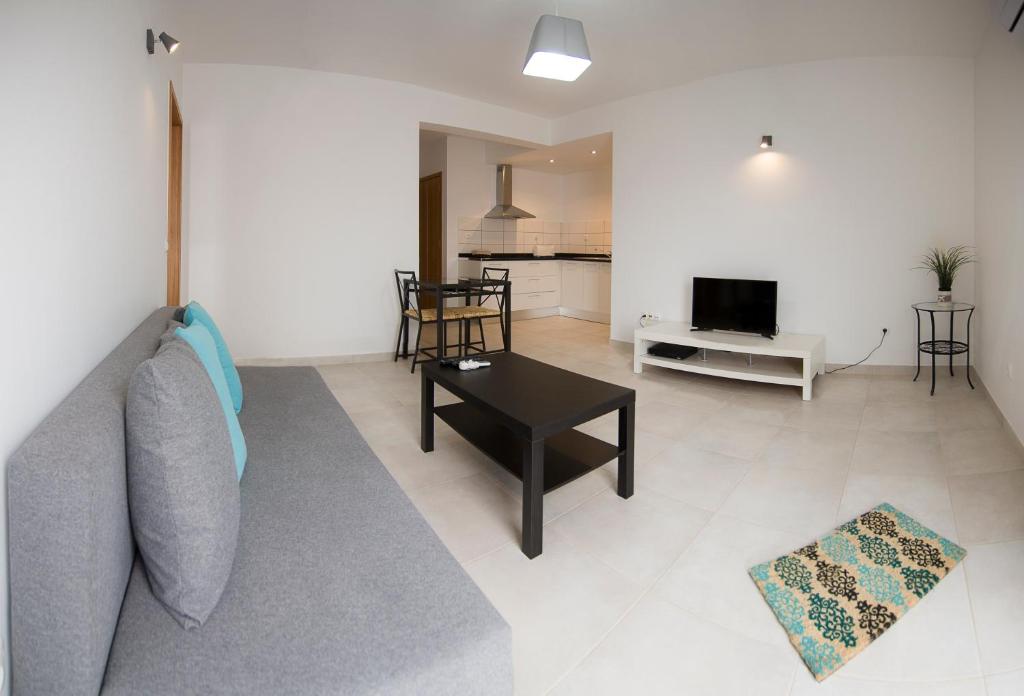 PIX Apartments room 2
